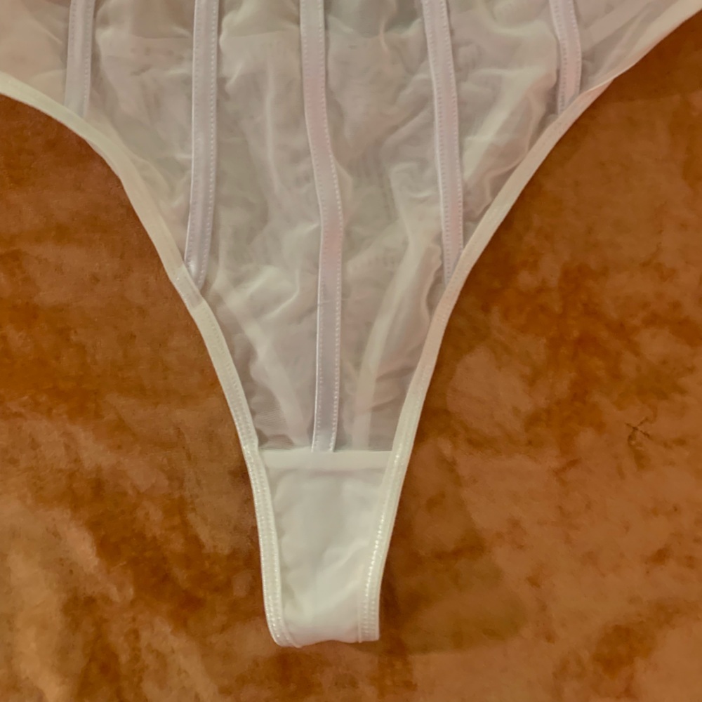Premium Feather Trim Satin Corset Bodysuit Sz L - Picture 10 of 16